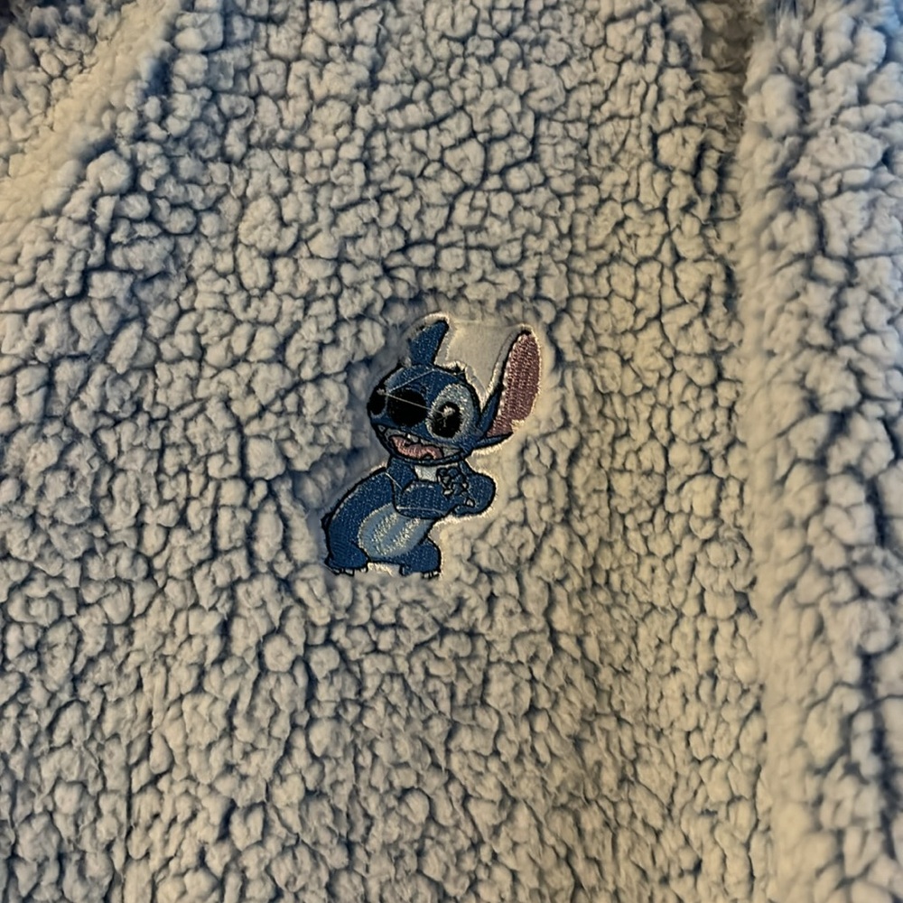 Stitch pull over jacket - Picture 2 of 3